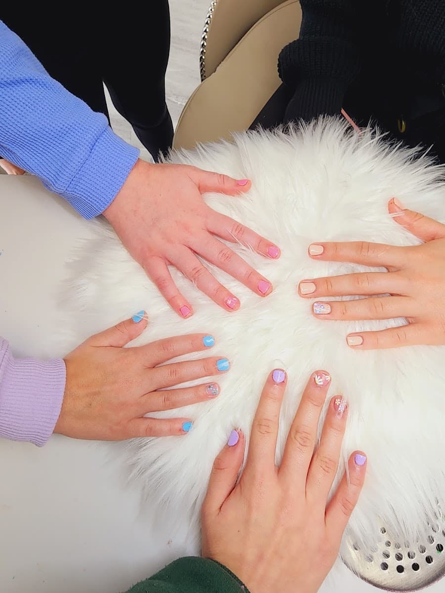 SN Nails photo 1 of 8