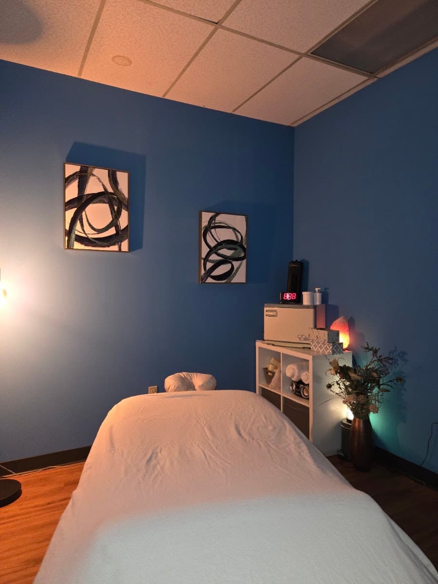 Rojare'z Massage Therapy photo 1 of 6