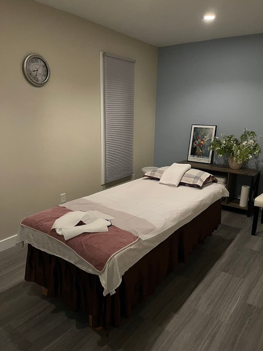 Seven Day Spa photo 1 of 7